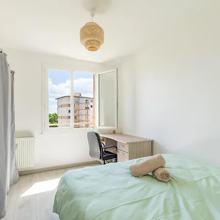 Proche Autoroute Et Parking Apartman